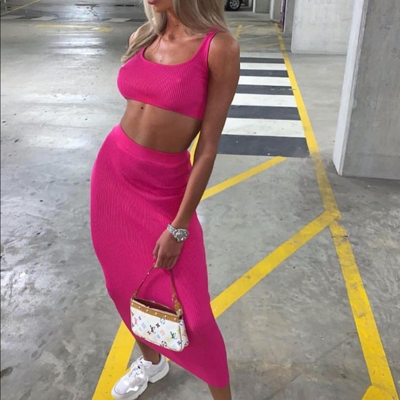 Read Below ❤️ - Picture 2 of 4